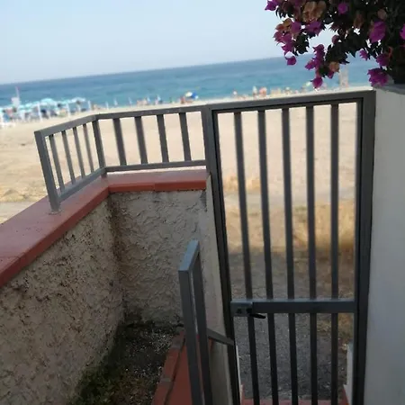 Recanati Taormina Beach Apartment Giardini Naxos
